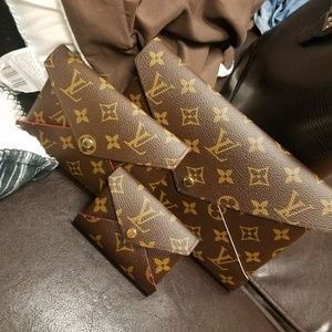 Medium and small pochette kirigami